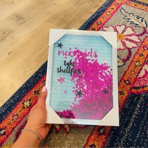 NWT Girls Mermaid Glitter Shadow Box Decor